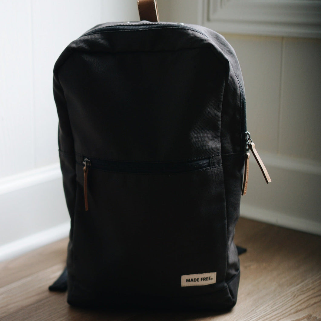 Urban Pack Mini in Charcoal