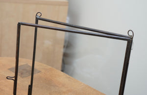 Flat Frame