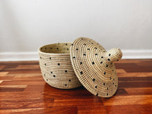 Speckled Warming Basket