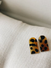 Tortoise Dune Earrings
