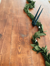 Felt Mistletoe Garland